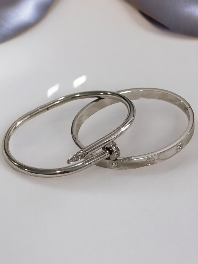 SILVER DIAMOND NAIL AND CARTIER LUXURY BRAND