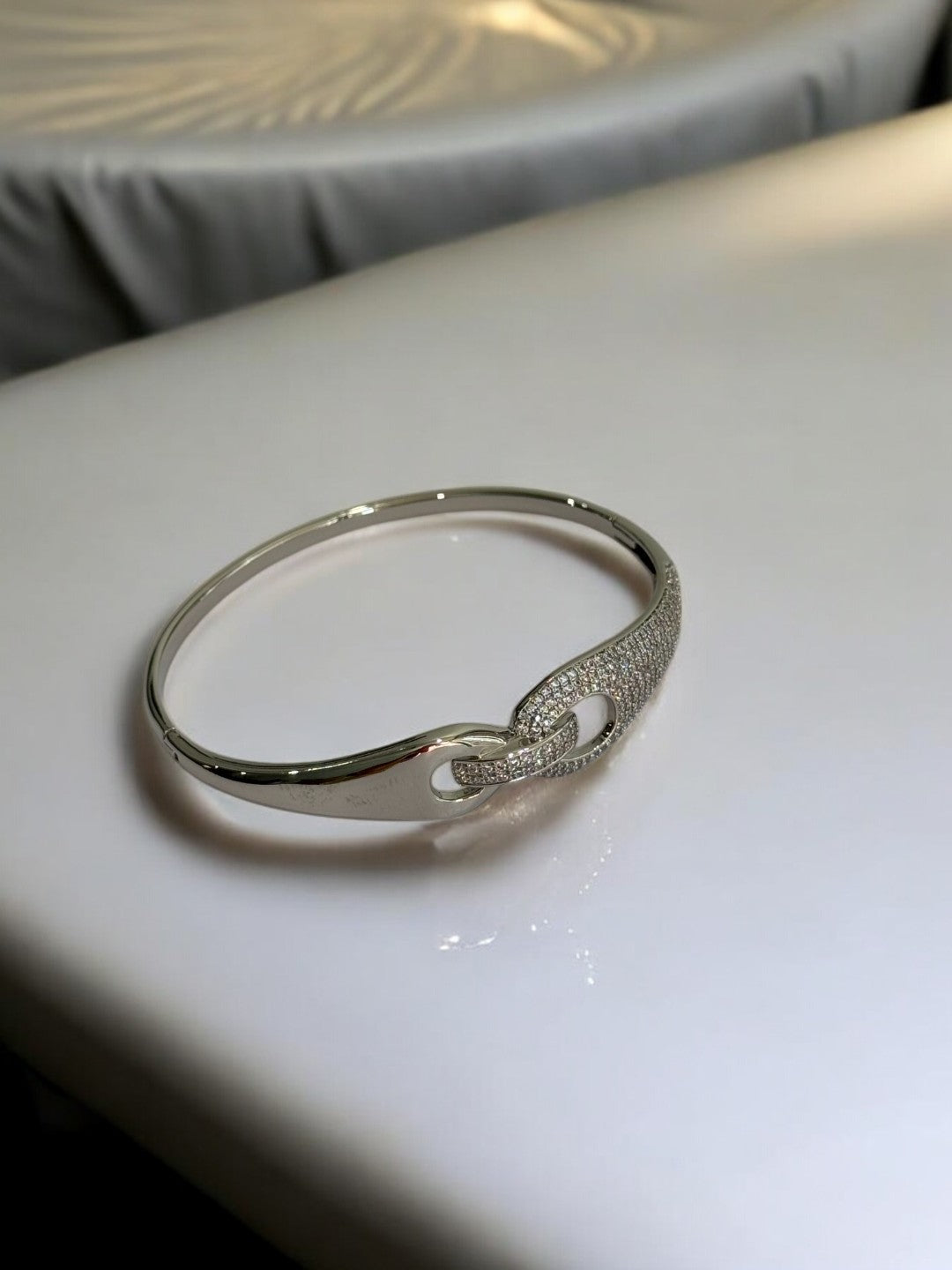 92.5 SILVER AND DIAMOND BRACELET