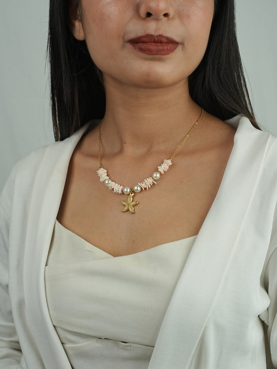 GOLDEN CHAIN WITH STAR FISH AND PEARLS