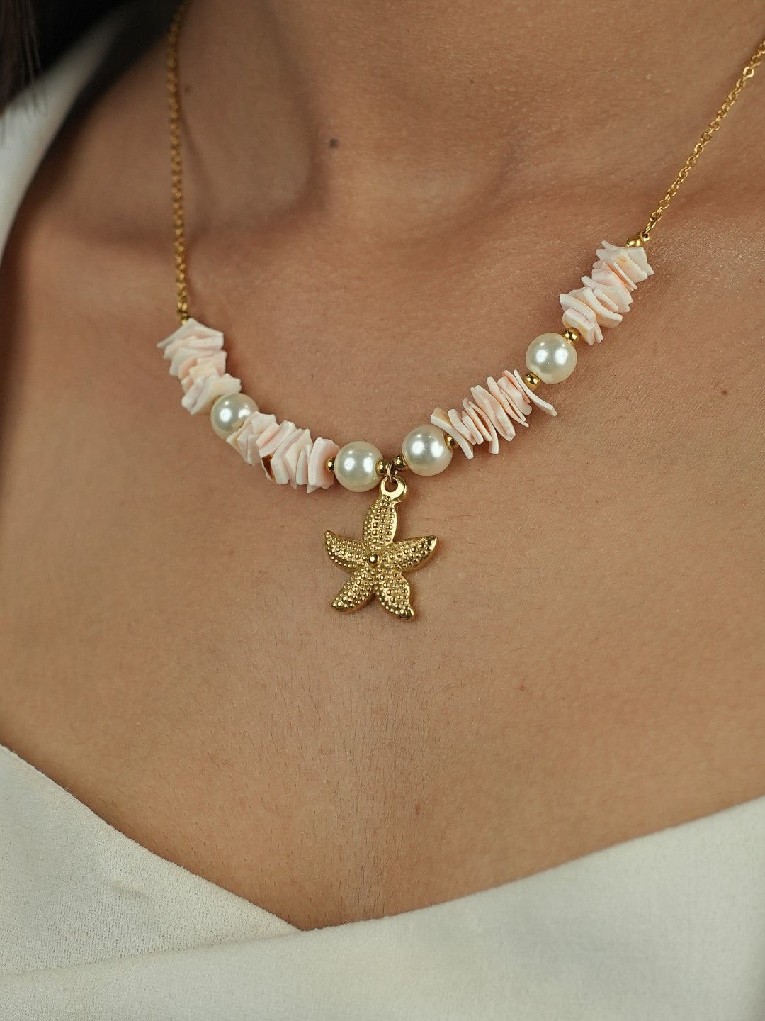GOLDEN CHAIN WITH STAR FISH AND PEARLS