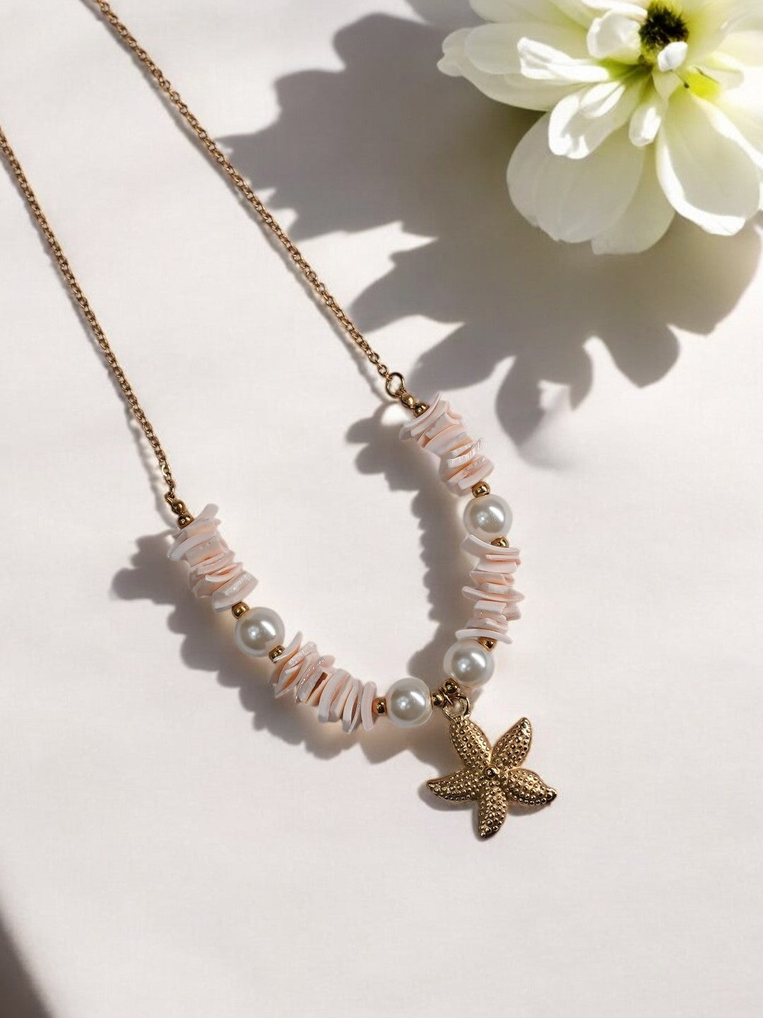 GOLDEN CHAIN WITH STAR FISH AND PEARLS