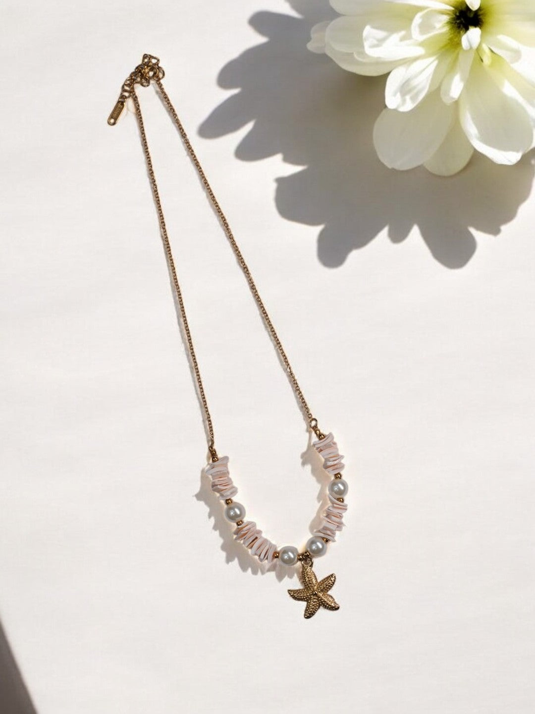 GOLDEN CHAIN WITH STAR FISH AND PEARLS