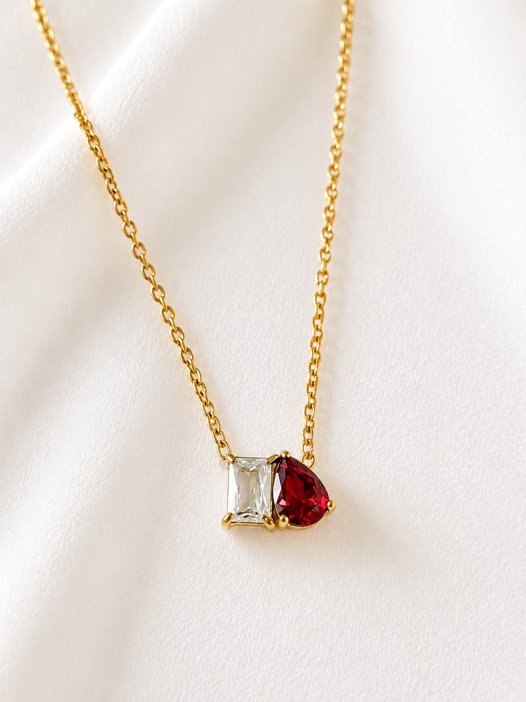 RED DROP DIAMOND SONNY NECKLACE