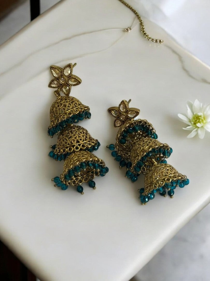 BLUE VYOMESHI KUNDAN EARRINGS
