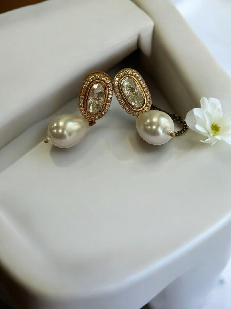 WHITE PEARL SINDHIYA KUNDAN EARRINGS