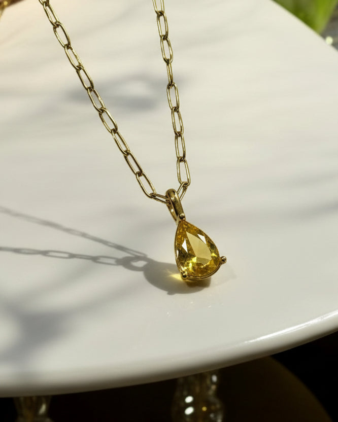 GOLDEN CHAIN WITH YELLOW DROP DIAMOND