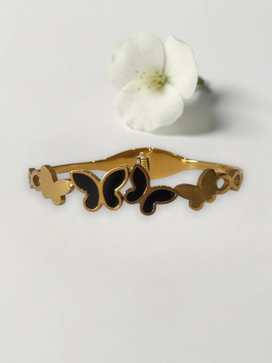 Behind the Scenes: The Making of a Summer Jewelry Collection