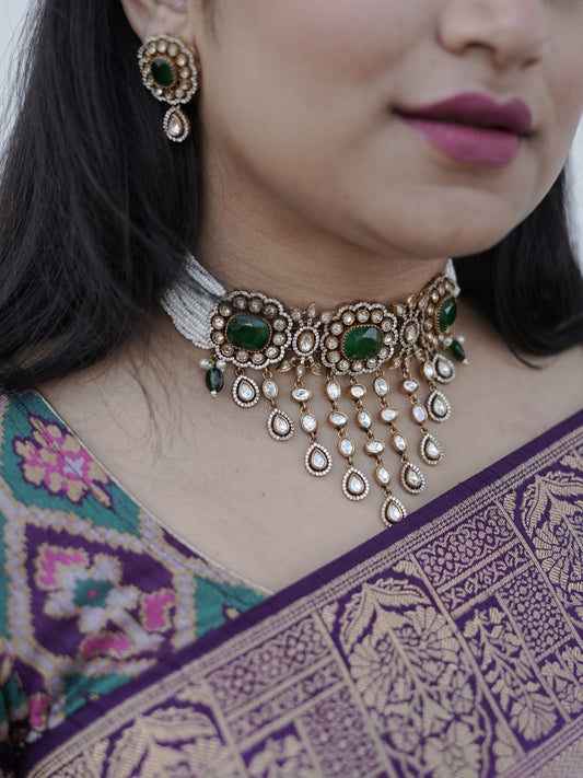 Sparkling trendy look, in this diwali with tatvika