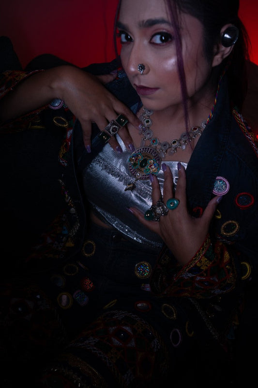 Tradition Meets Stardom: Vrushti Chauhan Dazzles in Our Jewellery This Navratri