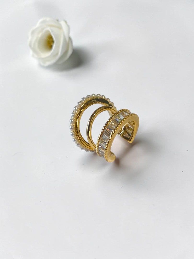 GOLDEN DIAMOND RYNLEE EAR CUFF