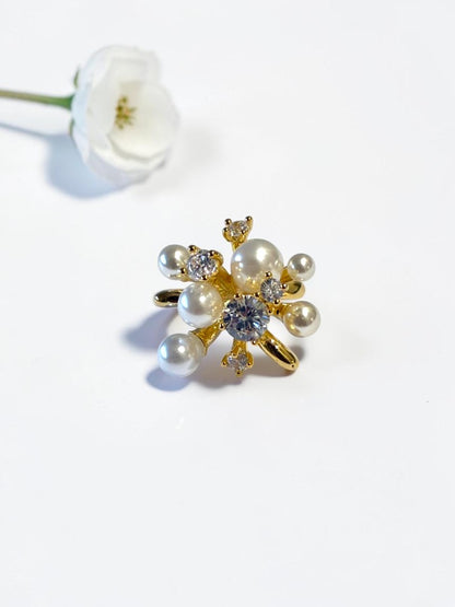 GOLDEN DIAMOND-PEARL ANALEIA EAR CUFF