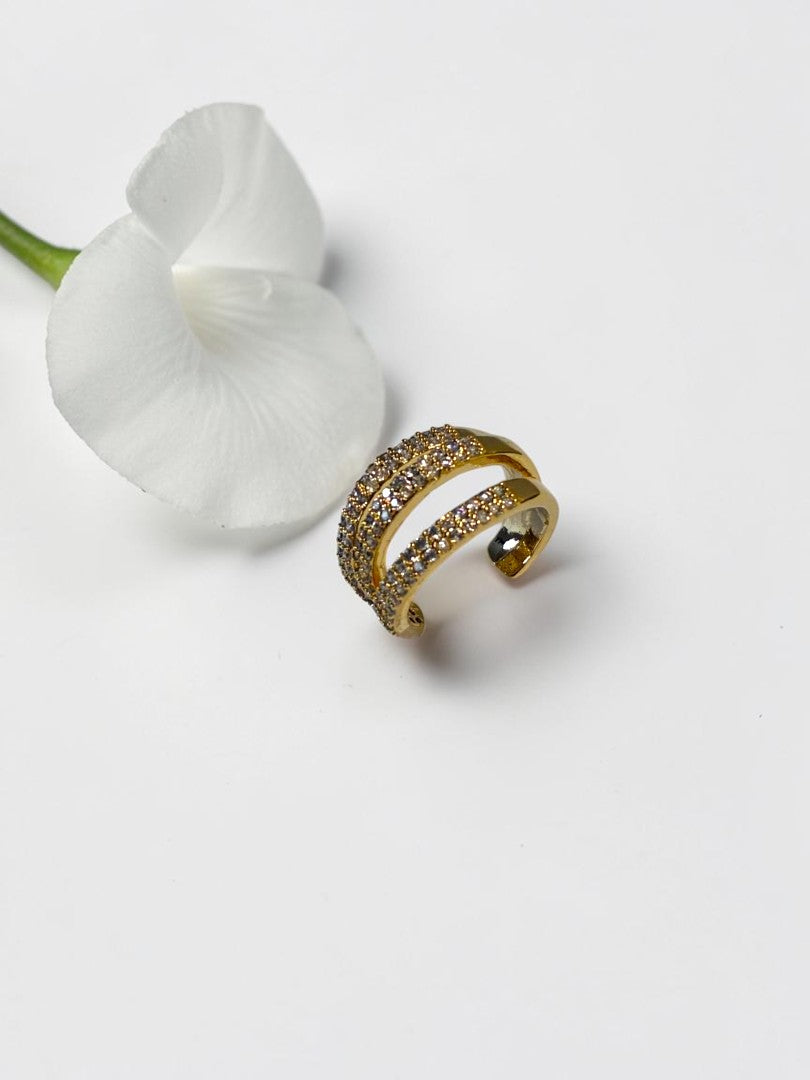GOLDEN DIAMOND JASLYN EAR CUFF