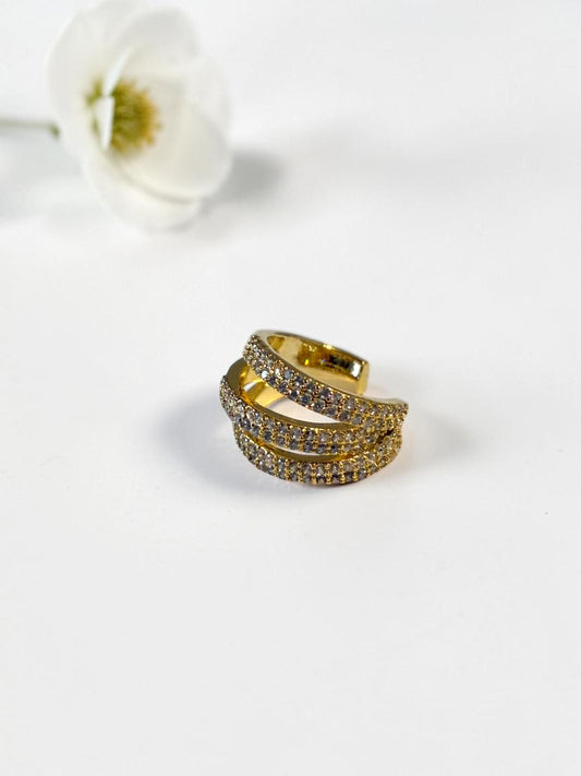 GOLDEN DIAMOND JASLYN EAR CUFF