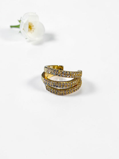 GOLDEN DIAMOND JASLYN EAR CUFF