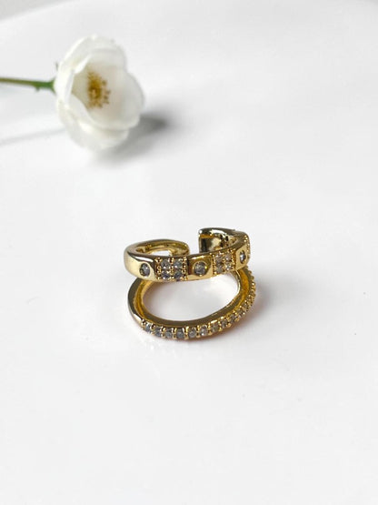 GOLDEN DIAMOND LIORA EAR CUFF