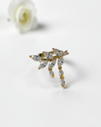 GOLDEN DIAMOND VINE KOLLYNS EAR CUFF