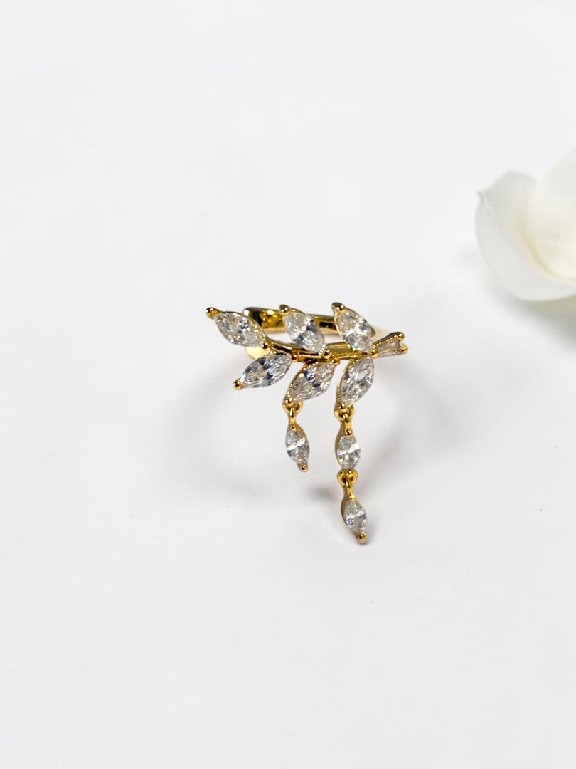 GOLDEN DIAMOND VINE KOLLYNS EAR CUFF