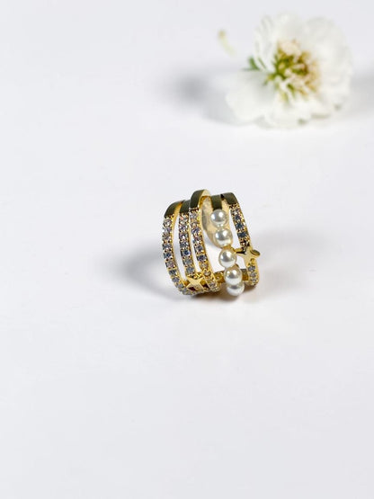 GOLDEN PEARL-DIAMOND BRIAR EAR CUFF