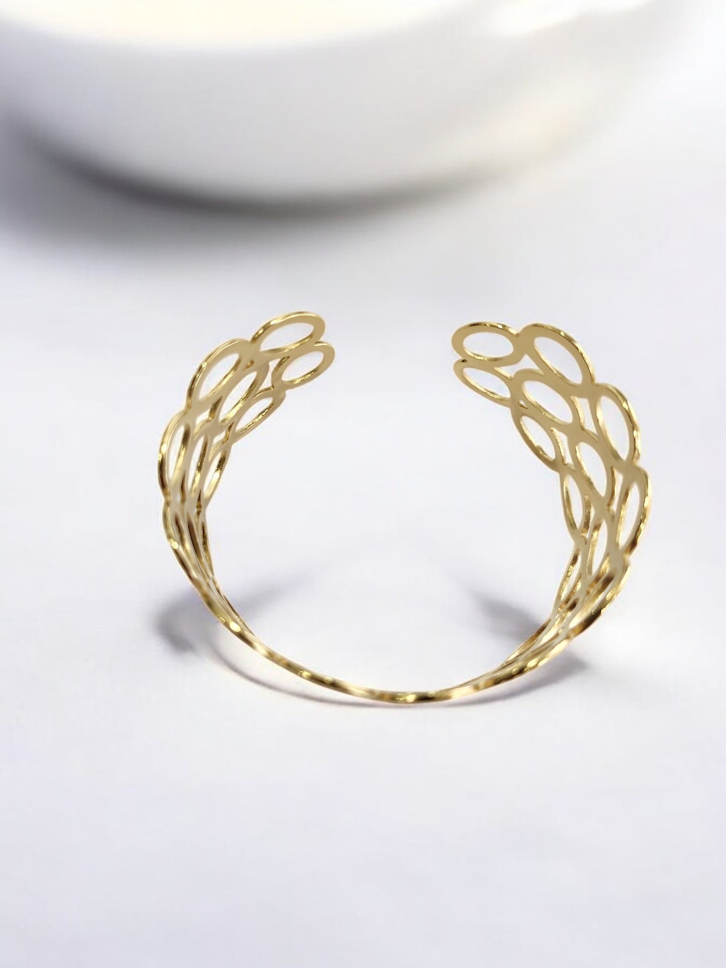 GOLDEN OVAL KANIKA BRACELET (CUFF)