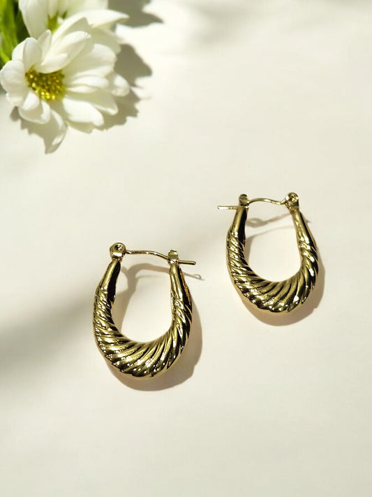 GOLD OVAL ROPE GIO EARRINGS