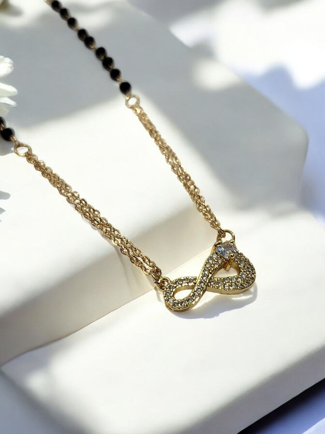DIAMOND INFINITY PAVIKA MANGALSUTRA