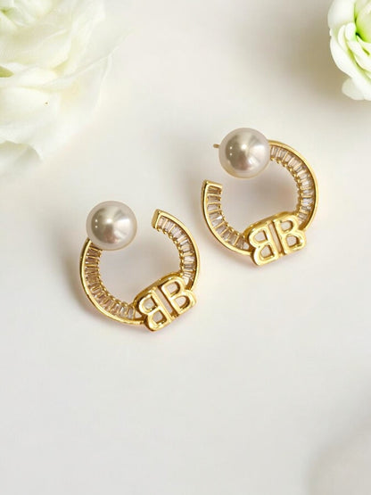 DOUBLE B CRYSTAL PEARL TASHI EARRING