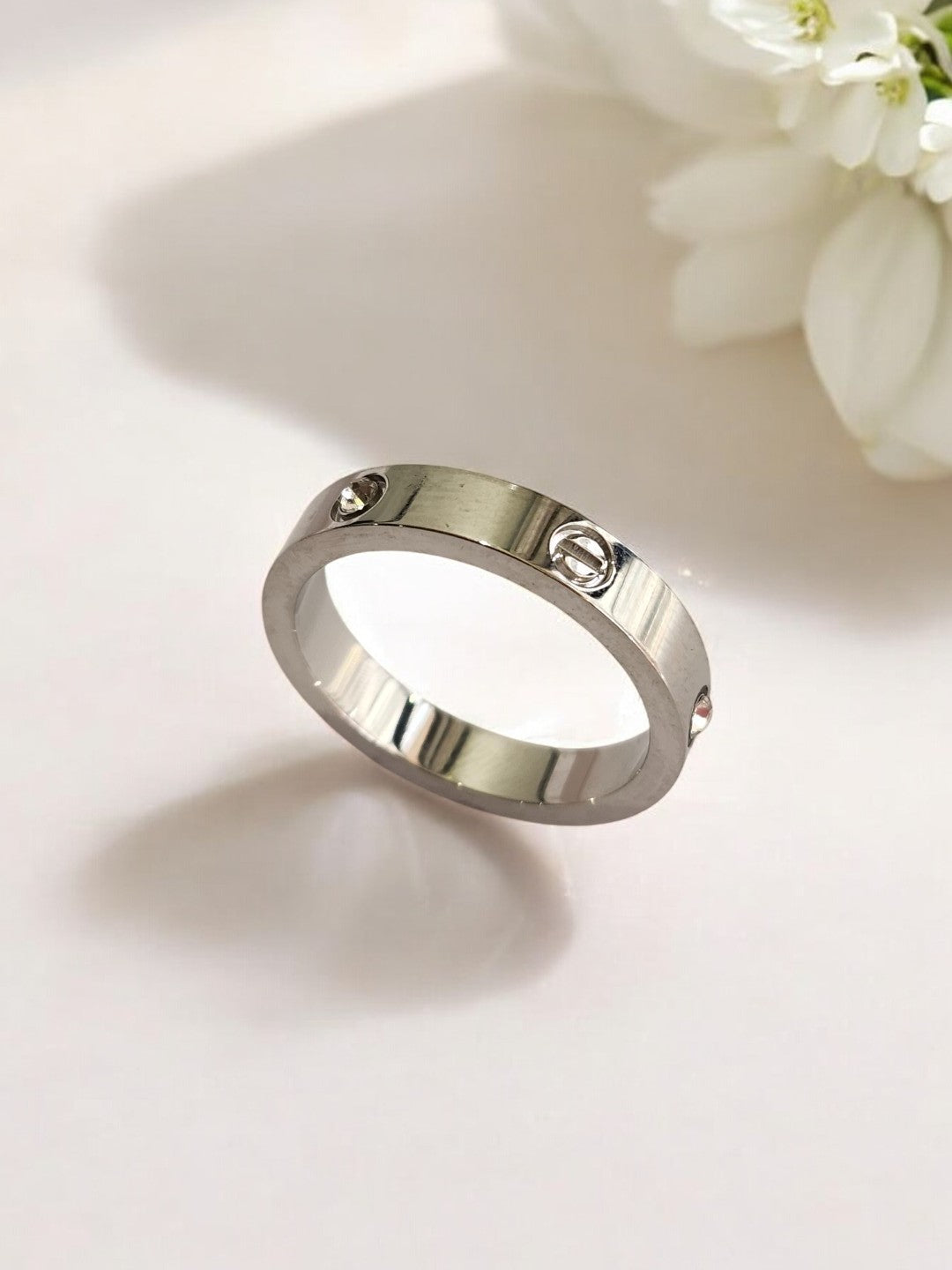 SILVER CARTIER SHERINE RING