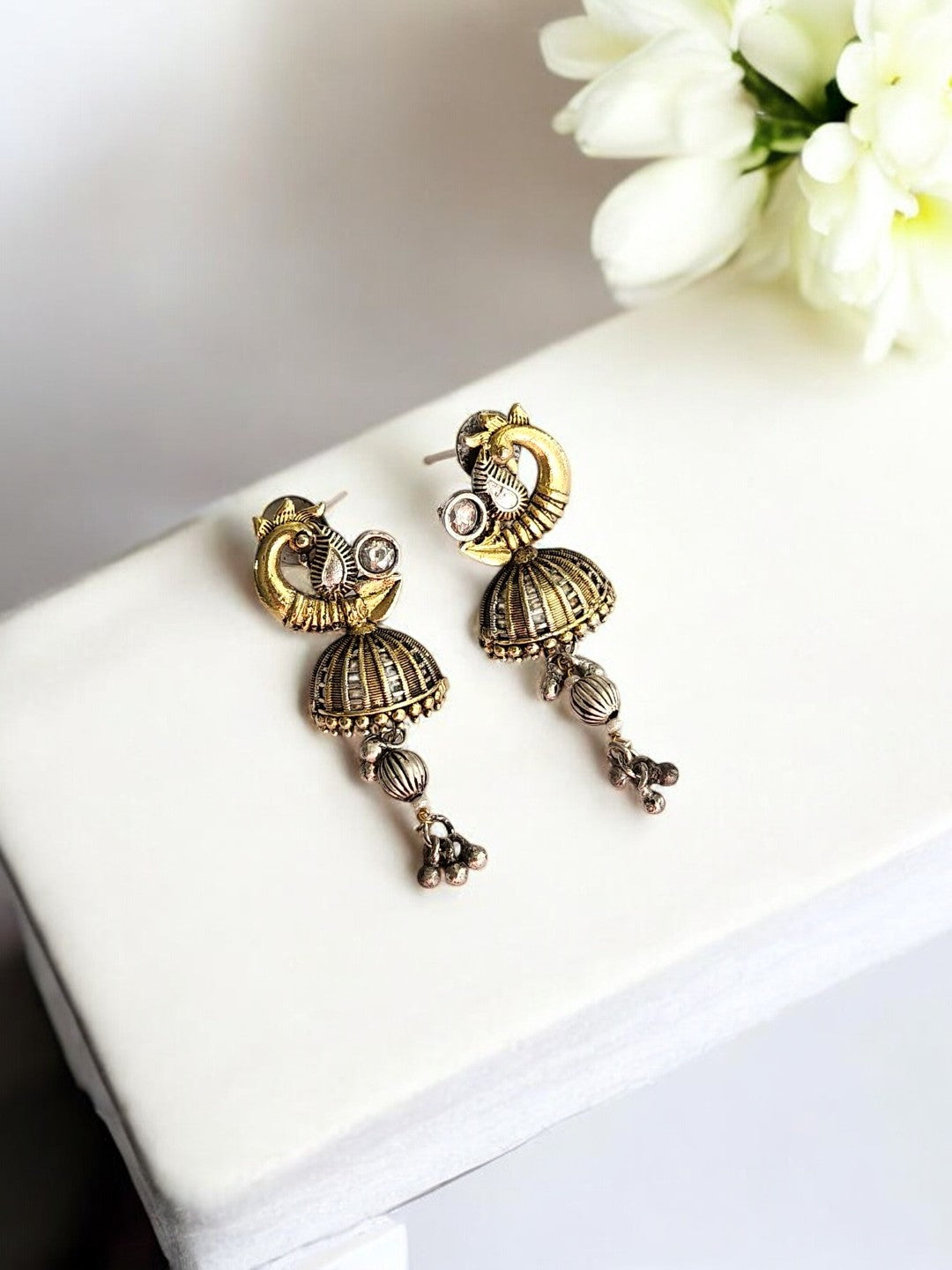 GOLDEN AMIKSHA GERMAN SILVER EARRINGS