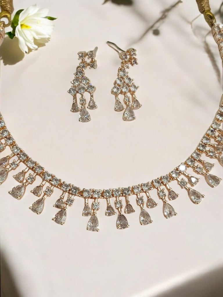 ANVISHA DROP DIAMOND JEWELLERY SET