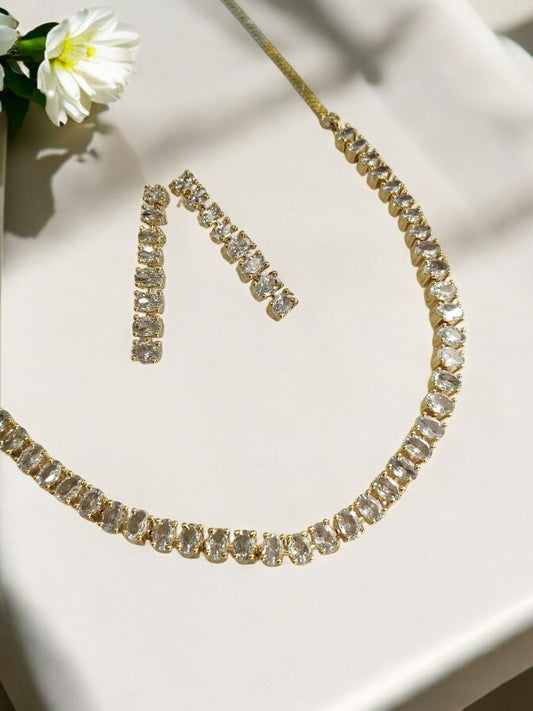 ALANG OVAL DIAMOND JEWELLERY SET