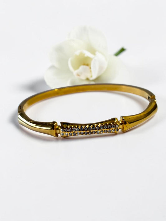 GOLDEN DIAMOND CHARMY BRACELET