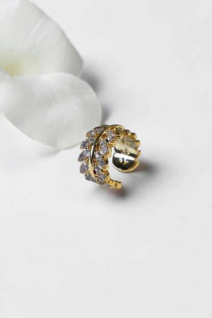 GOLDEN DIAMOND LEAF KEILANY EAR CUFF