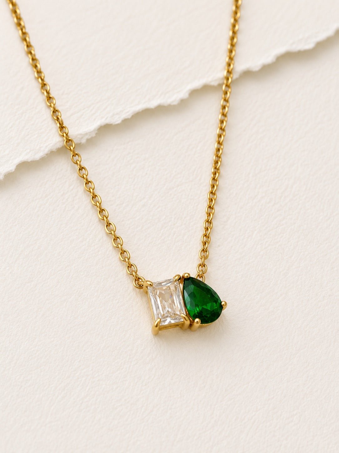 GREEN DROP DIAMOND SONNY NECKLACE