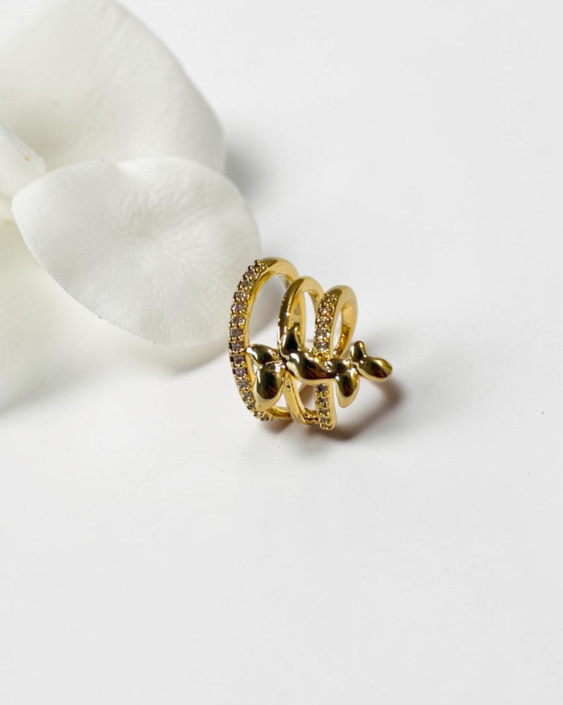 GOLDEN BUTTERFLY COLBIE EAR CUFF