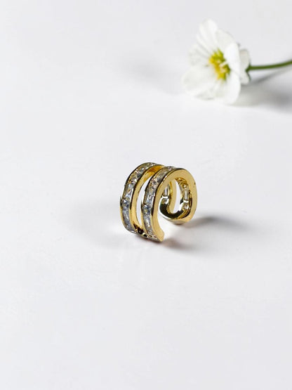 GOLDEN DIAMOND ARIEL EAR CUFF