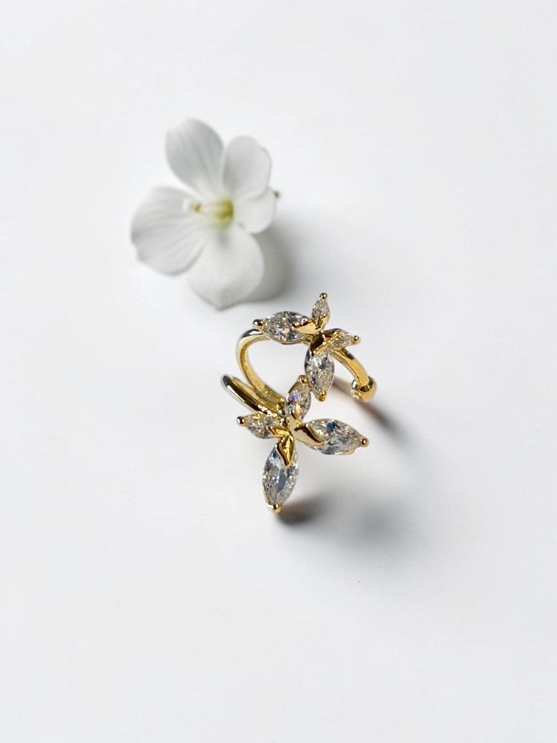 GOLDEN DIAMOND BUTTERFLY ALARA EAR CUFF