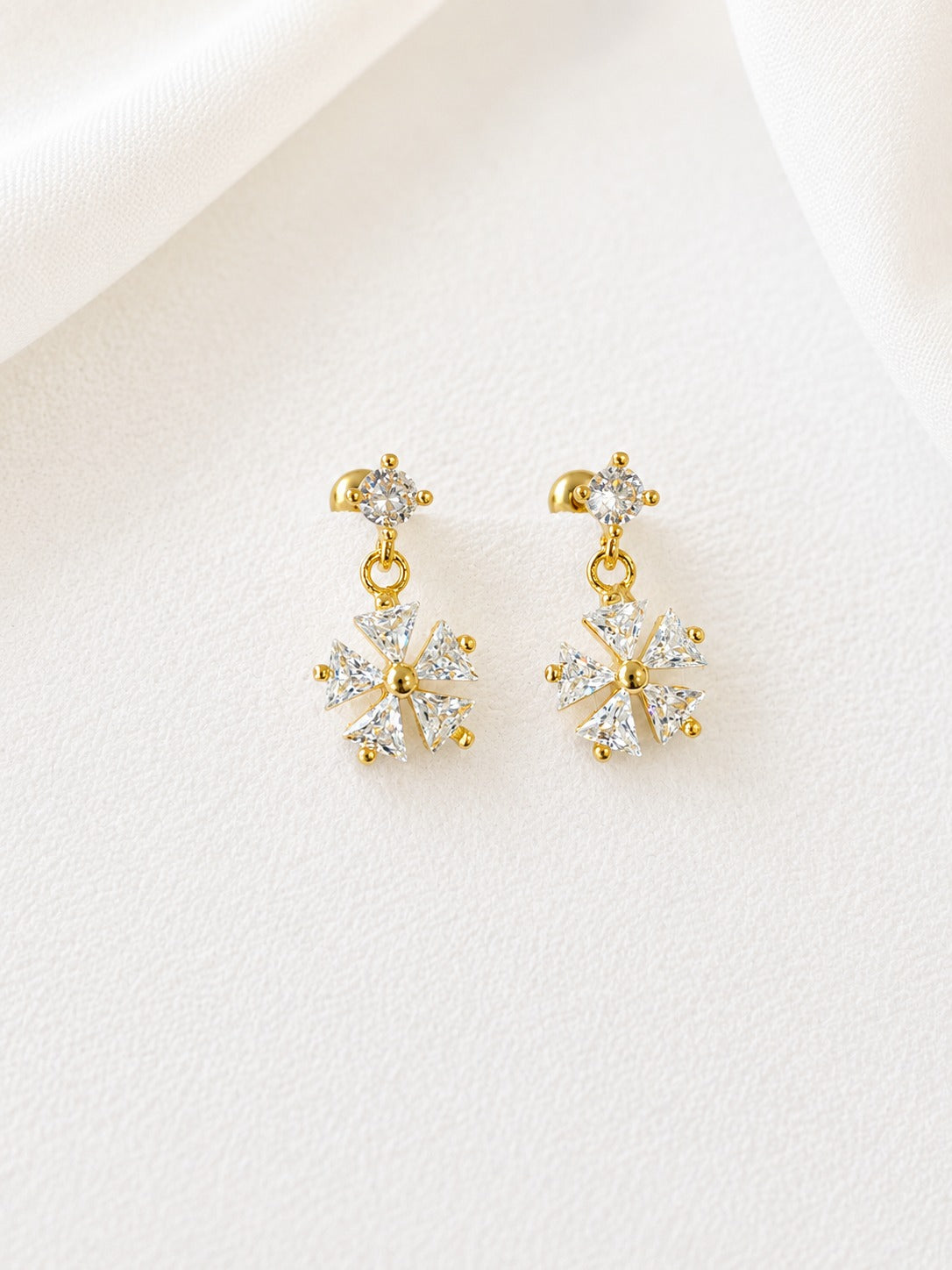 GOLDEN DIAMOND FLORAL NAMAY BALL BACK EARRINGS