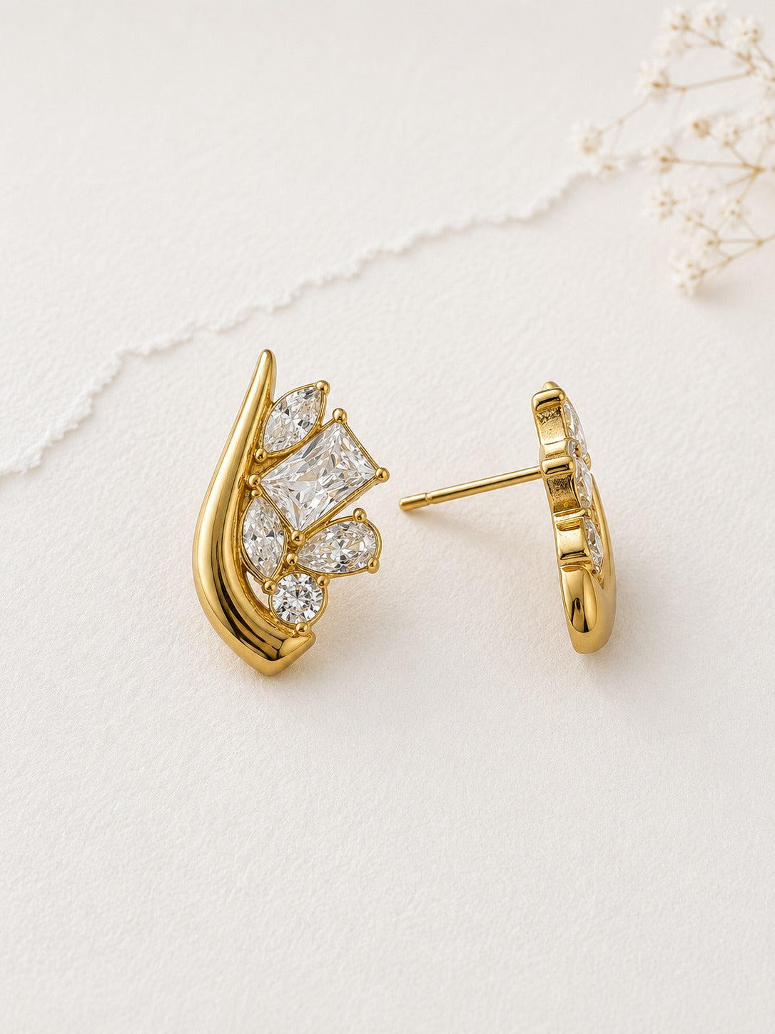 GOLDEN DIAMOND JACK EARRINGS