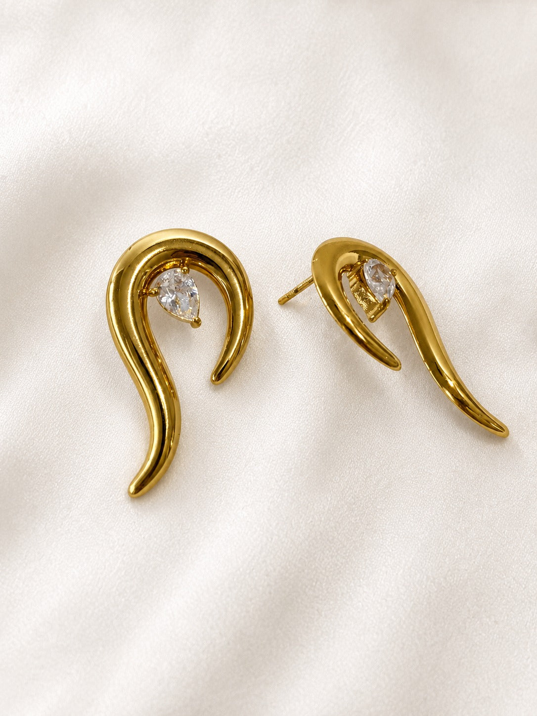GOLDEN DIAMOND KACPER EARRINGS