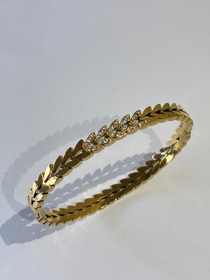 GOLDEN DIAMOND LEAVES MERSY BABY BRACELET