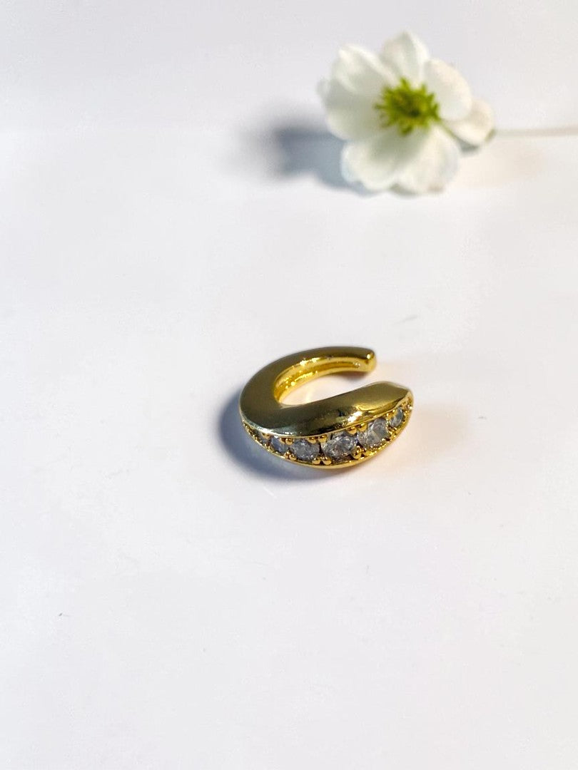 GOLDEN DIAMOND NALANI EAR CUFF