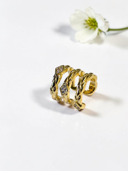 GOLDEN DIAMOND PHILLIP EAR CUFF