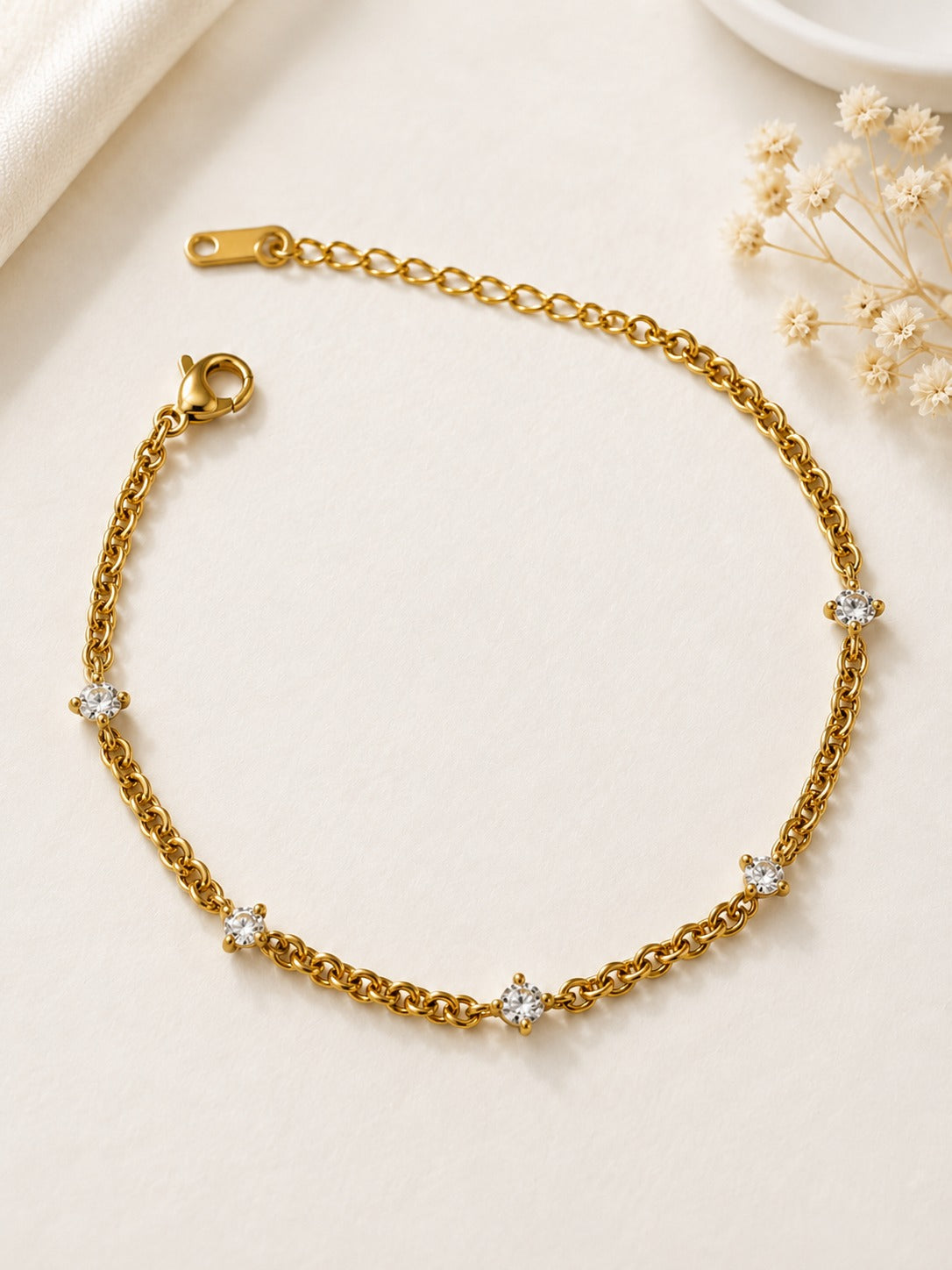GOLDEN DIAMOND RAFFERTY BRACELET