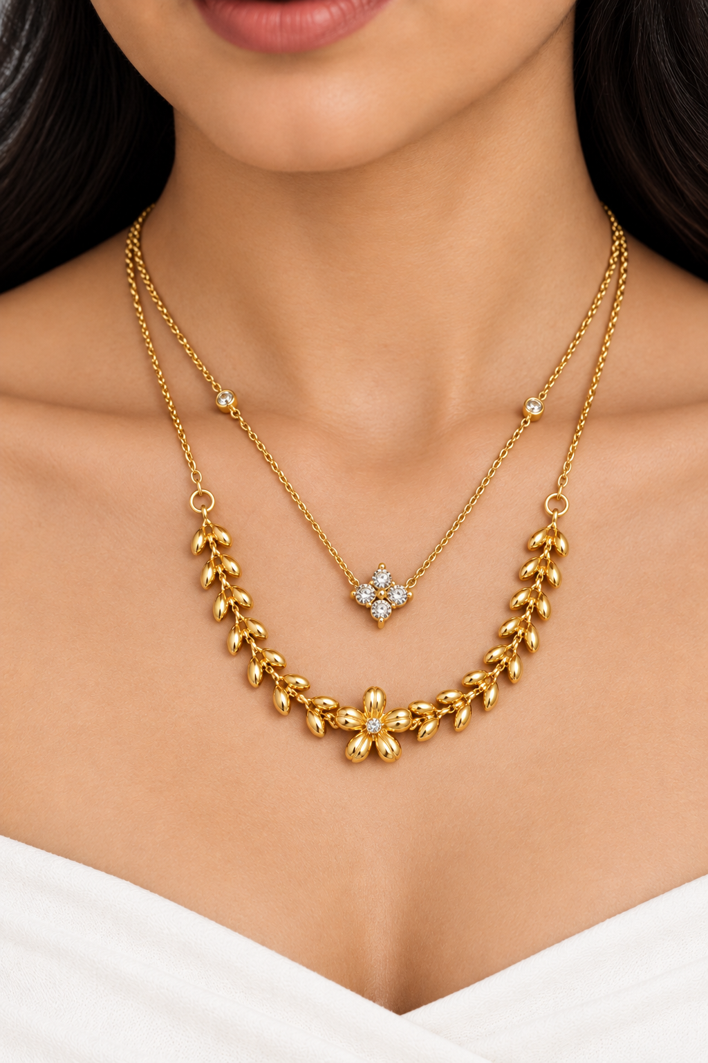 GOLDEN LAYERED FLORAL POLLY NECKLACE