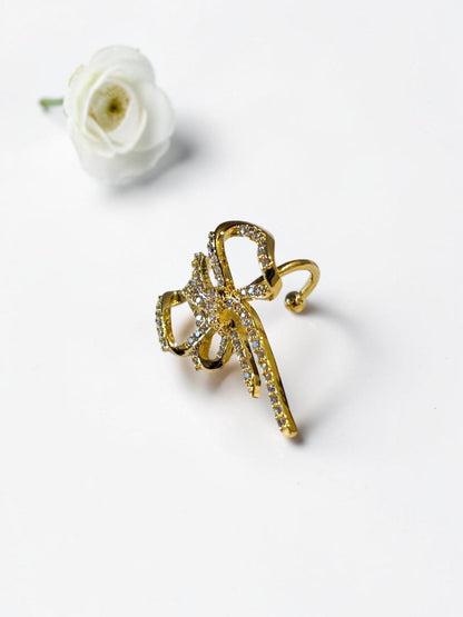 GOLDEN DIAMOND BOW KYOMI EAR CUFF