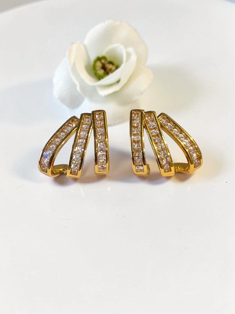 GOLDEN DIAMOND HARRY EARRINGS