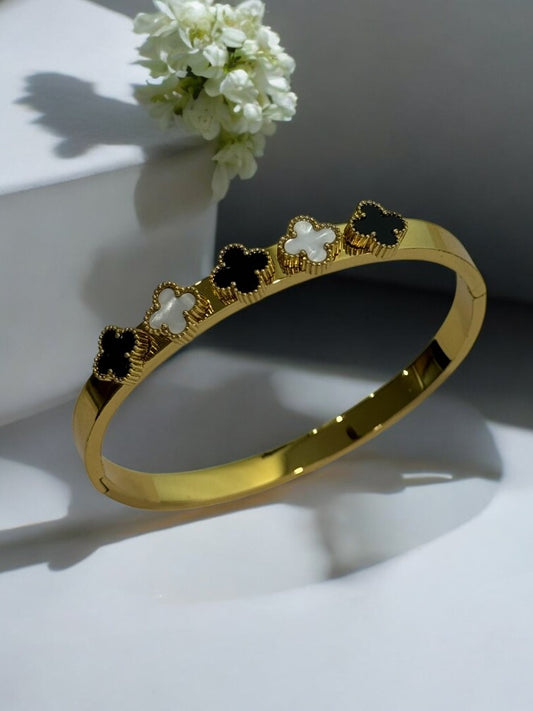 BLACK-WHITE COLBA BRACELET