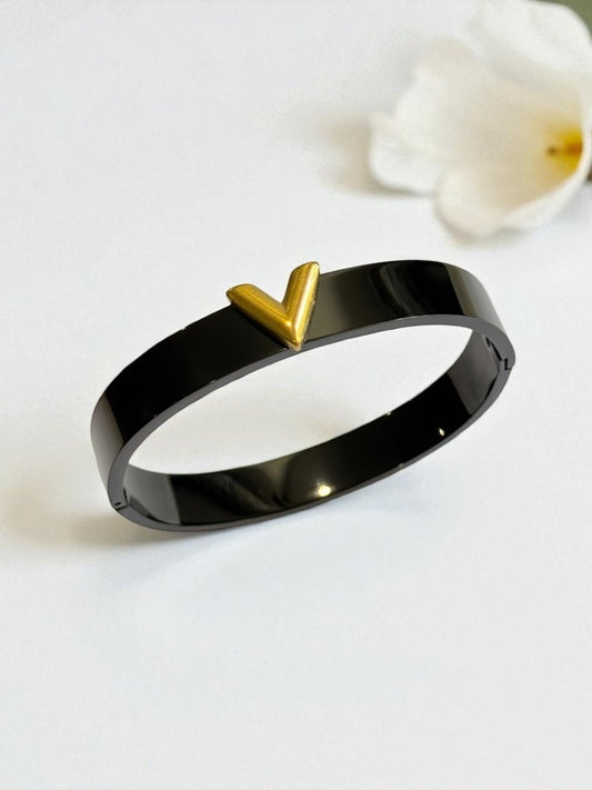 BLACK CHRIS BRACELET