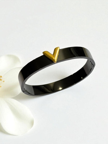 BLACK CHRIS BRACELET