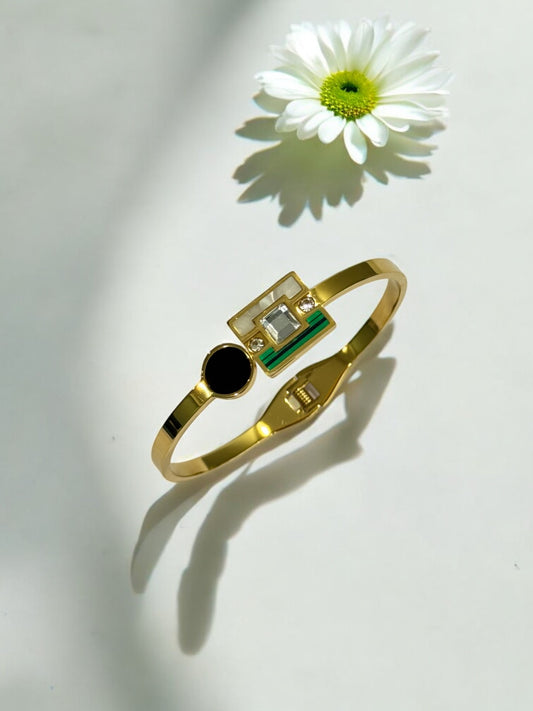 BLACK ENJAM BRACELET